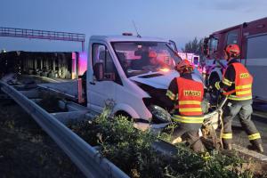 Vážná nehoda u Bezměrova zcela uzavřela dálnici D1