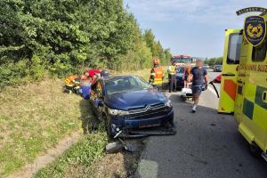 Na D1 u Bezměrova došlo k nehodě dvou osobních aut se zraněním