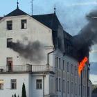 Požár výškové budovy v Šumperku si vyžádal deset zraněných Požár výškové budovy v Šumperku si vyžádal deset zraněných