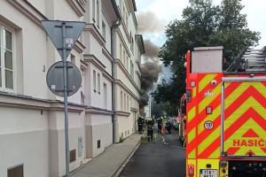 Požár bytu v Ostravě-Hrabůvce si vyžádal evakuaci devíti osob